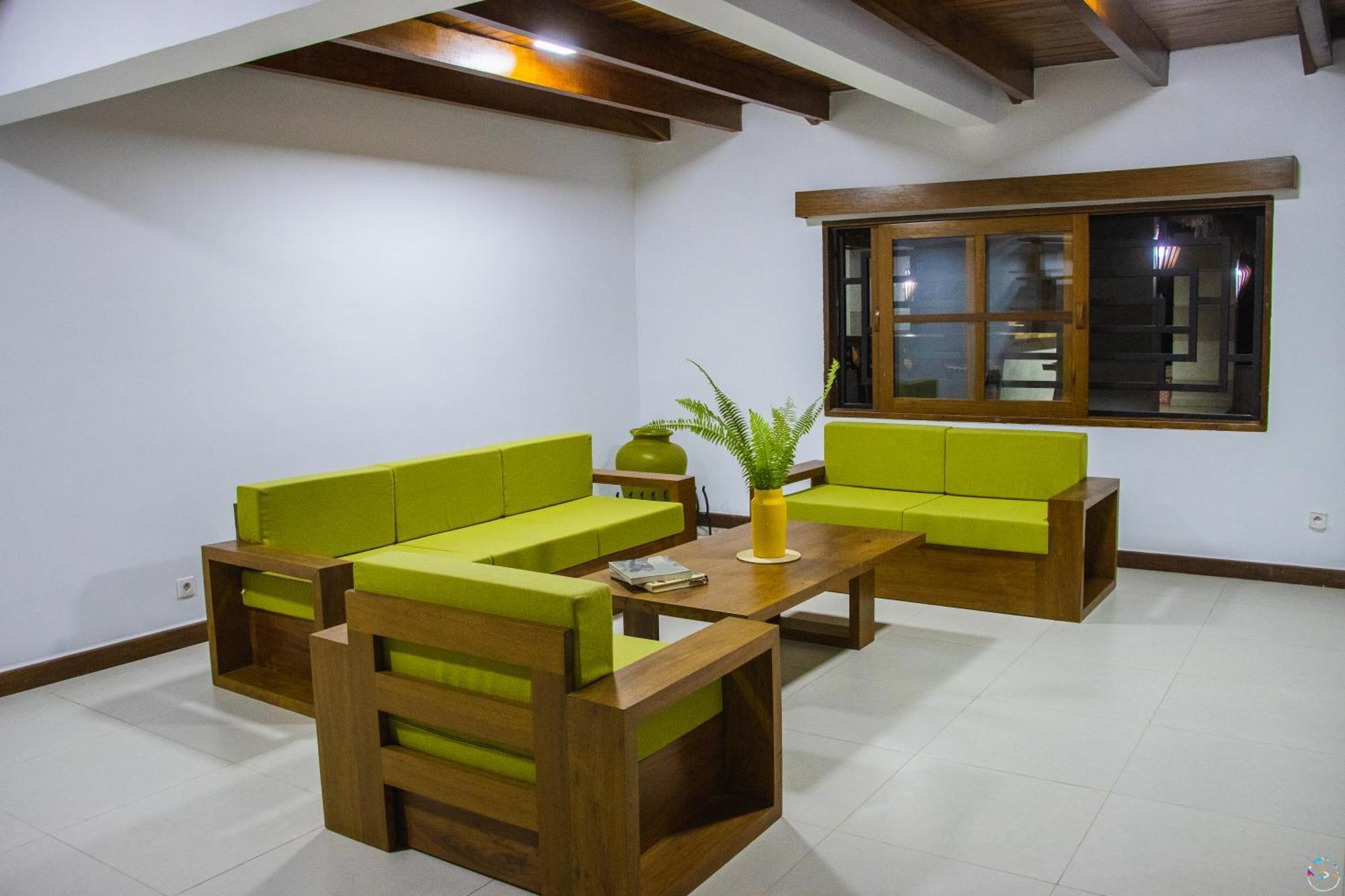Hotel Baobab Cafe Morondava Exterior photo