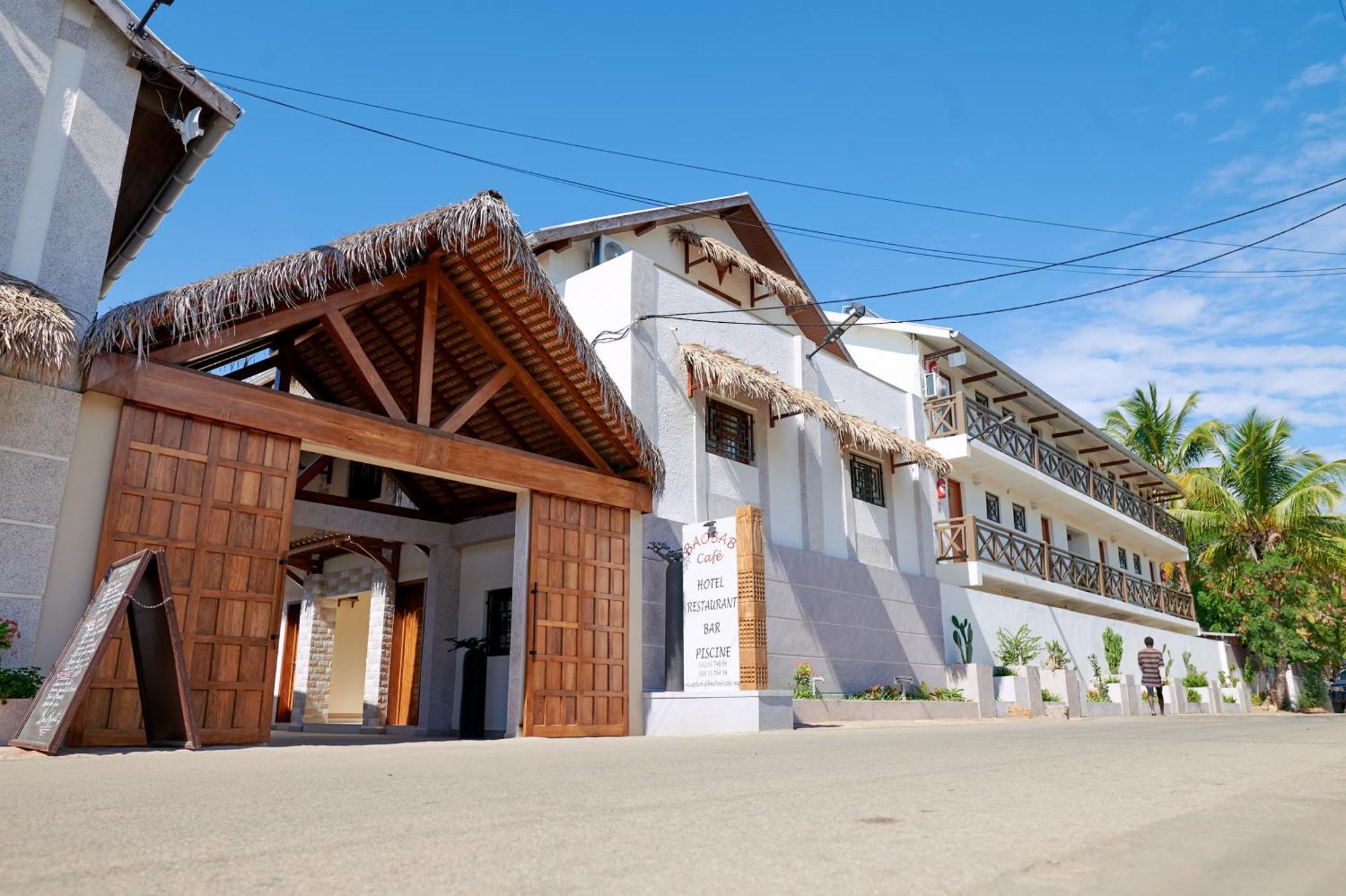 Hotel Baobab Cafe Morondava Exterior photo