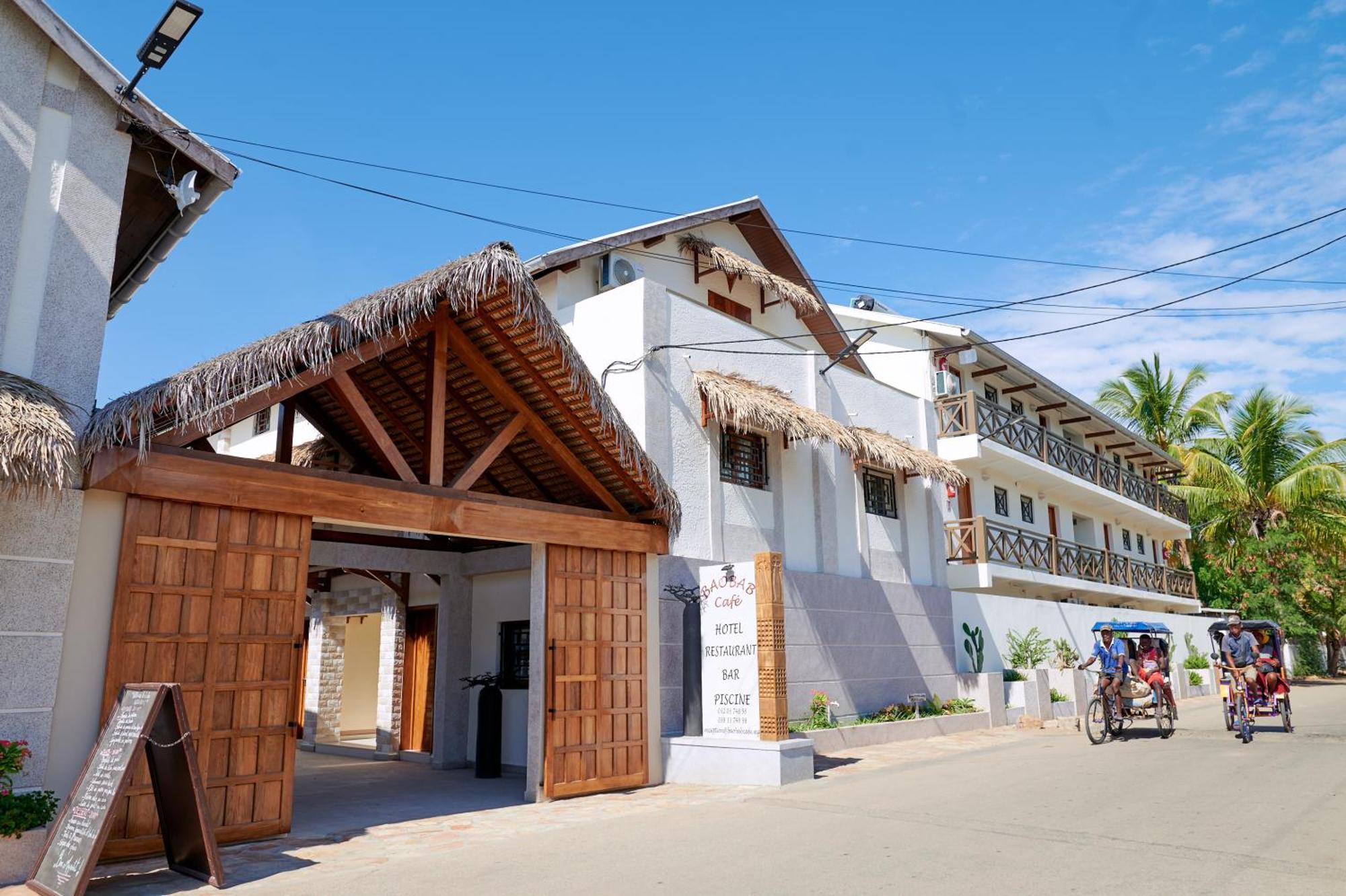 Hotel Baobab Cafe Morondava Exterior photo